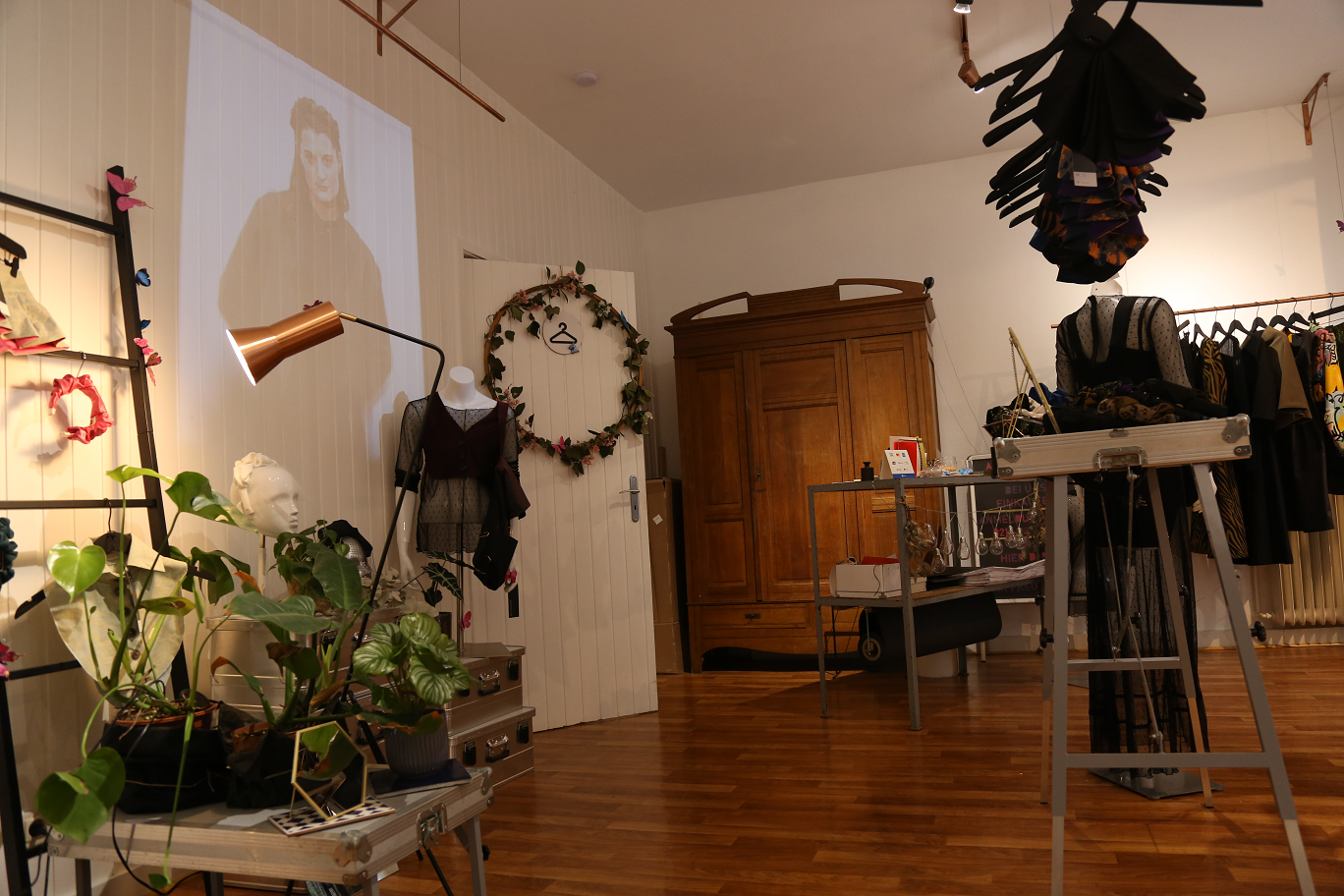 ak boutique 02