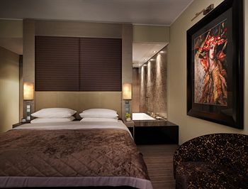 hyatt regency 4