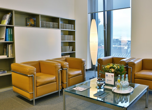 merck finck innen 04