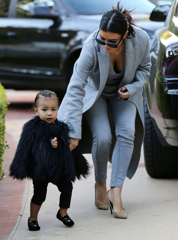 kim kardashian mit north west 02